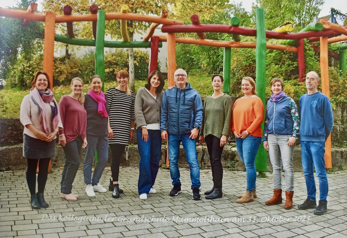 Bild der Lehrkräfte der Grundschule